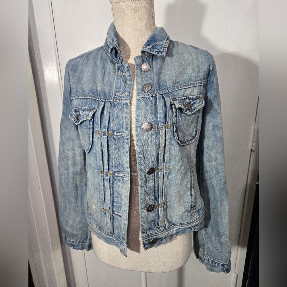 J. Crew Womens Classic Jean Jacket Sz XS Cotton Distressed Denim Blue 21769 - Picture 5 of 10